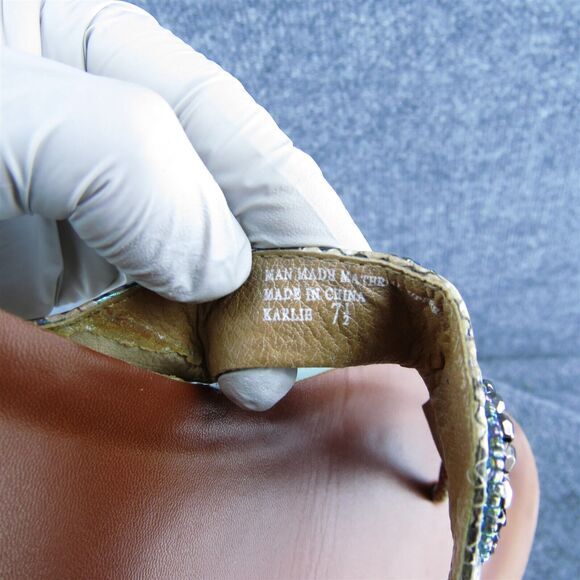 Yellowbox Karlie Women Thong Sandal Shoes Silver Synthetic Size 7.5 Medium - Picture 7 of 10